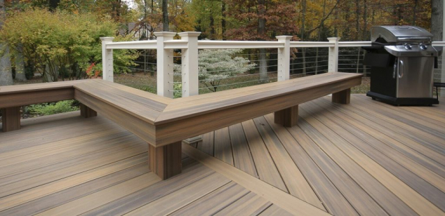 composite deck railing options - Custom Composite Deck Railing builder and contractor in Michigan