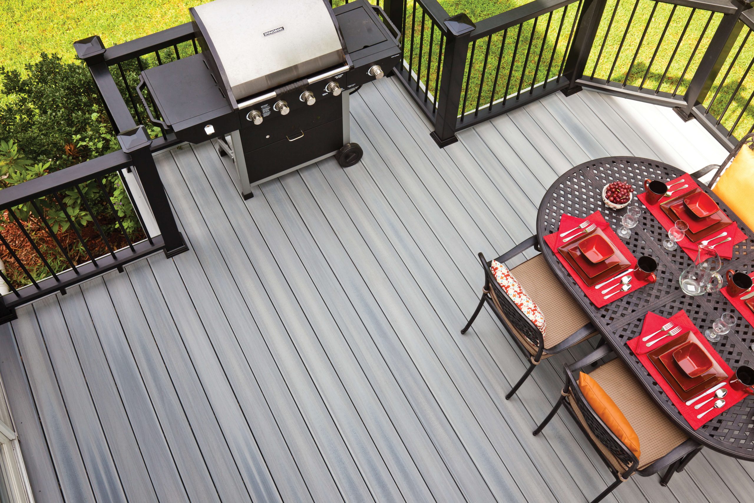 Horizon Castle Gray Fiberon Composite Decking - Custom multi-level Deck builder and contractor in Michigan