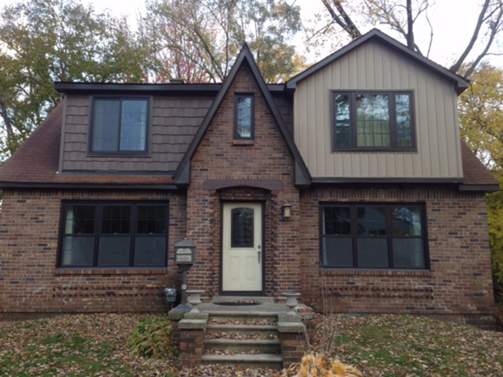front view of House in MI
